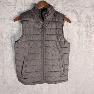 Gap Kids Heather Gray Quilted Puffer Vest Size Large (10–11 Years)